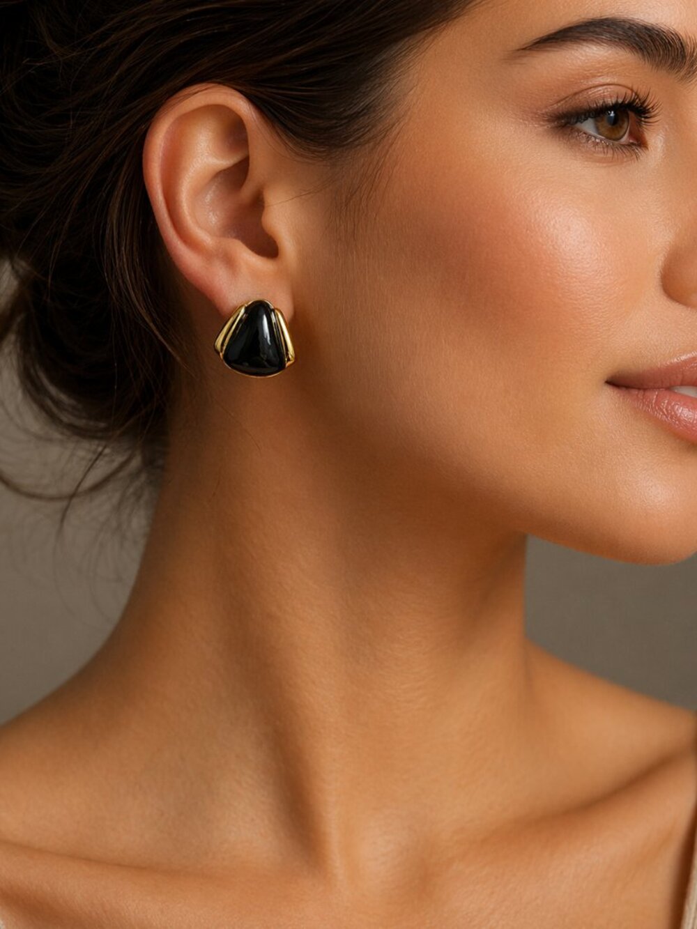 Vintage Black Gold Tone Statement Earrings Elegant Classic